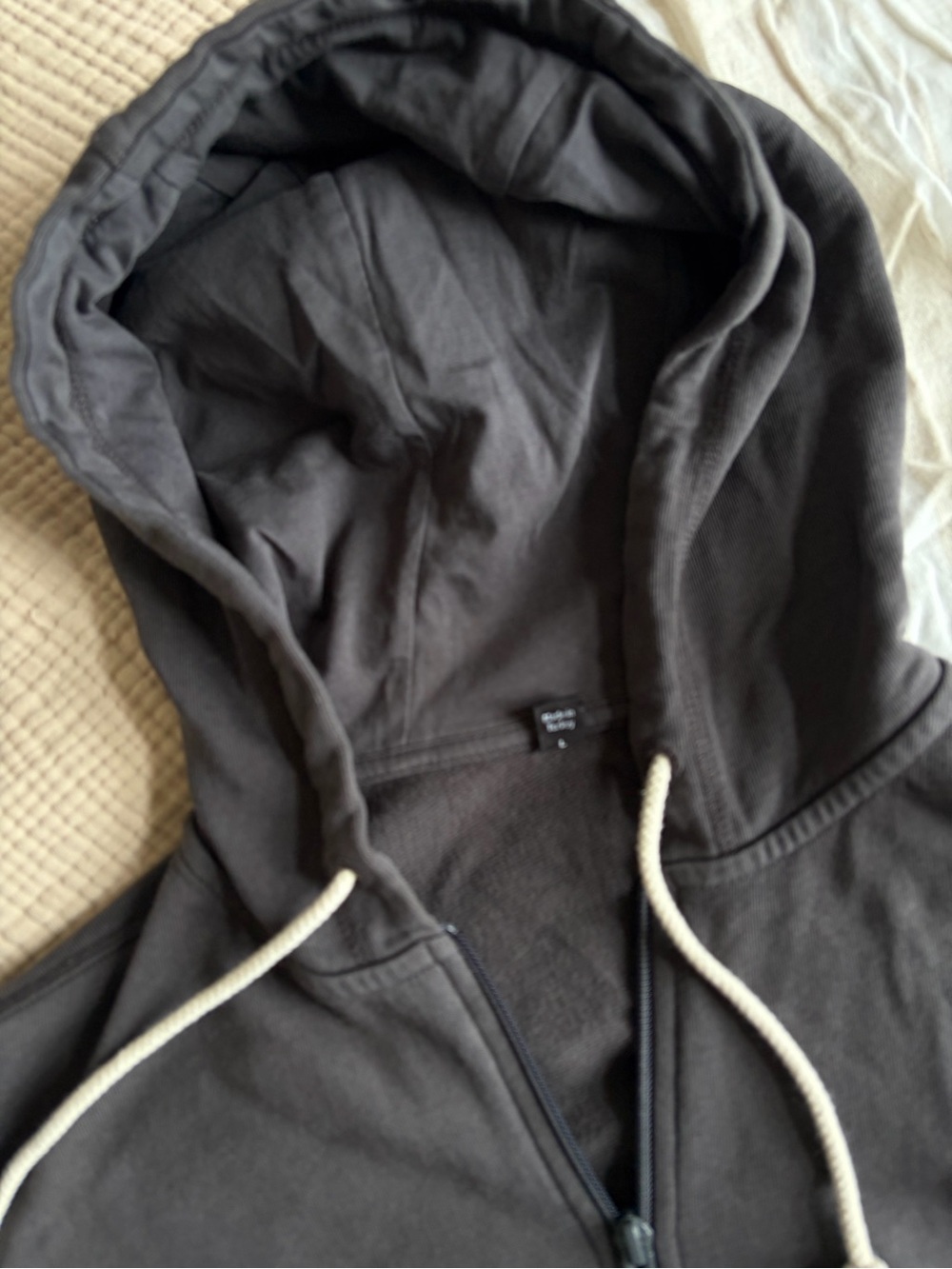 Oner Active raw lounge hoodie in COAL - Picture 3 of 9